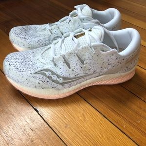 Saucony Women's Freedom ISO 2 Running shoes- 9